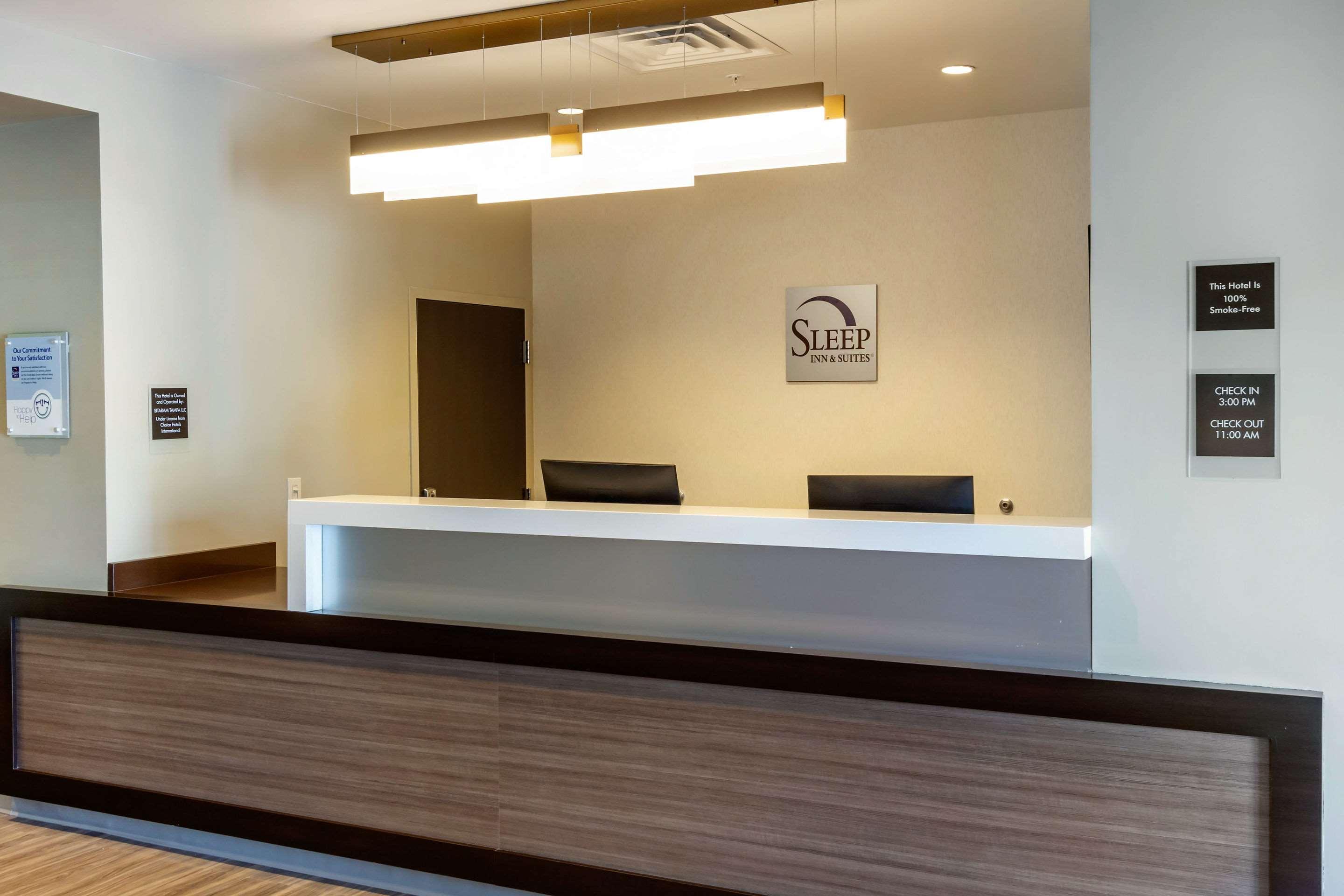 Sleep Inn & Suites Tampa South Exterior photo